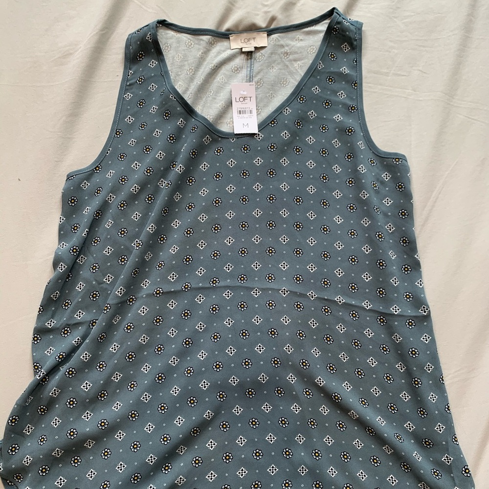 NWT Loft Floral Top Size Medium